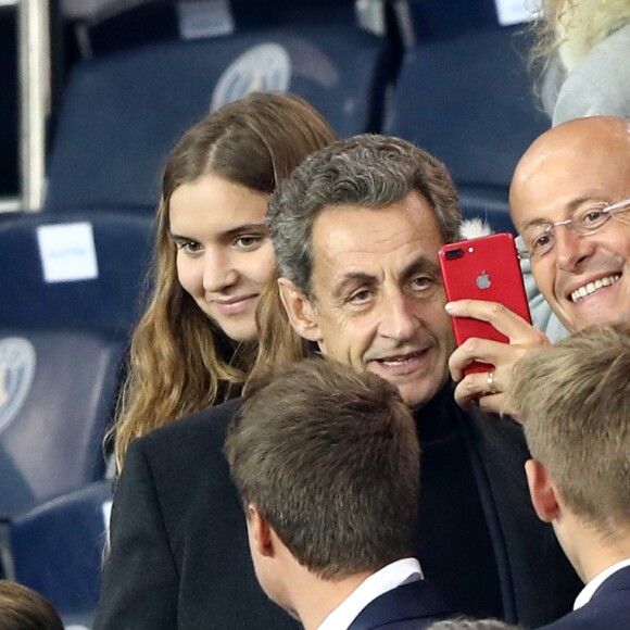 Nicolas Sarkozy au match de Ligue 1 "PSG - OL (2-0)" au Parc des Princes à Paris, le 17 septembre 2017. © Cyril Moreau/Bestimage