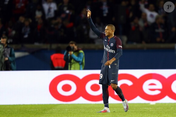 Kylian Mbappé lors du match de Ligue 1 "PSG - OL (2-0)" au Parc des Princes à Paris, le 17 septembre 2017. © Cyril Moreau/Bestimage