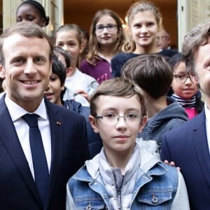 Le Président de la république française Emmanuel Macron visite le château de Monte-Cristo en compagnie de Stéphane Bern, Marly-le-Roi, France, le 15 septembre 2017. © Stéphane Lemouton/Bestimage