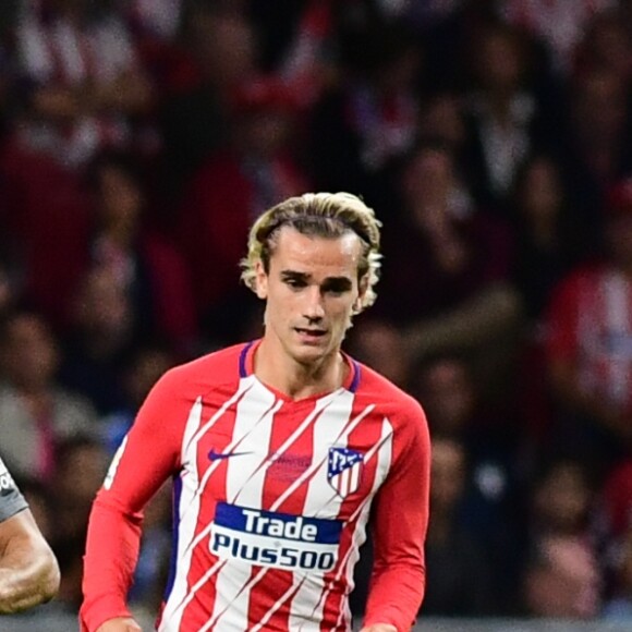 Antoine Griezmann, avec son club de Atletico de Madrid, premier buteur au tout nouveau stade Wanda Metropolitano lors du match contre Malaga à Madrid le 16 septembre 2017.