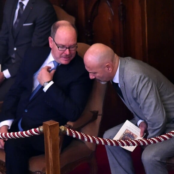 Le prince Albert II de Monaco assistait le 2 octobre 2017, avec à sa gauche Laurent Anselmi, nouveau directeur à Monaco des Services judiciaires et président du Conseil d'Etat, à l'audience solennelle de rentrée des cours et tribunaux de Monaco. © Bruno Bebert / Bestimage