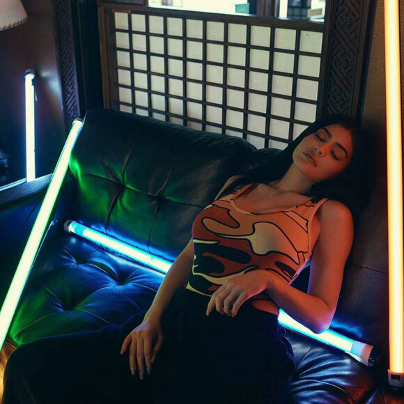 Kylie Jenner pose pour sa nouvelle campagne de publicité pour sa collection Kendall+Kylie. Septembre 2017.