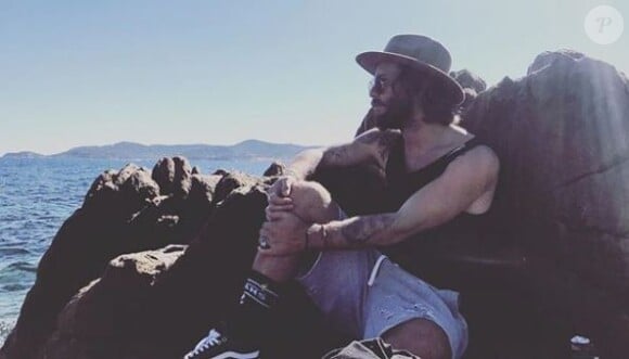 Alexandre Gérard de "Secret Story 6" à la plage, Instagram, août 2017