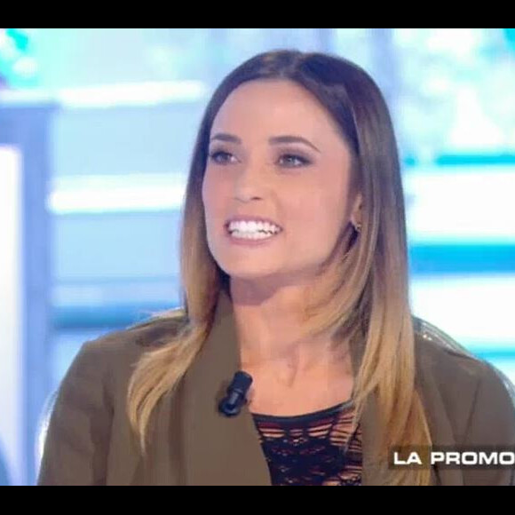 Capucine Anav souriante, "Salut les terriens", samedi 30 septembre 2017, C8