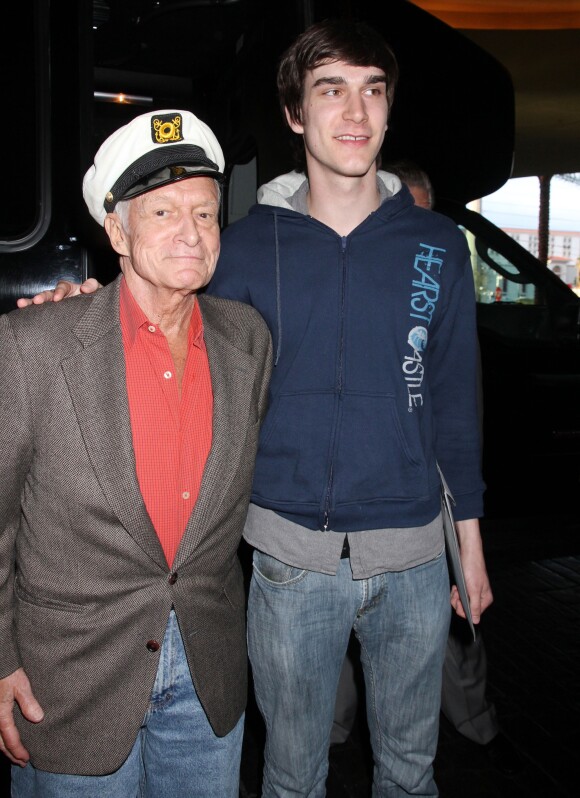 Hugh Hefner et son fils Marston Hefner à Las Vegas, le 9 avril 2011.