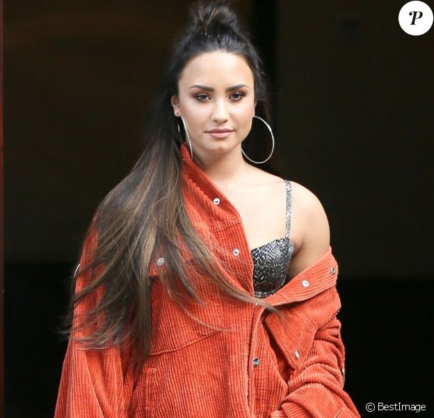 Demi Lovato quitte son hôtel à New York le 7 octobre 2017