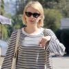 Emma Roberts va faire du shopping chez "Emerald Forest" à Los Angeles, le 5 octobre 2017. 