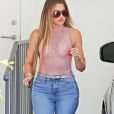 Khloe Kardashian et son petit ami Tristan Thompson sortent de leur maison à Los Angeles le 19 juillet 2017.