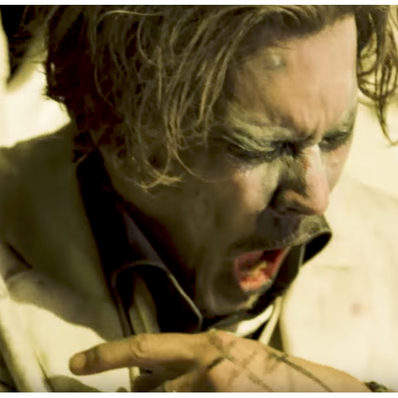 Johnny Depp - Clip de SAY10 (réalisation de Bill Yukich)