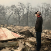 Levi Leipheimer dans les ruines de sa maison de Santa Rosa, dans le comté de Sonoma en Californie, le 11 octobre 2017 suite au passage des incendies dévastateurs. Photo Instagram.