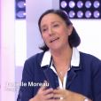 La chroniqueuse de Danielle Moreau dans "C'est au programme", présenté par Sophie Davant, le 17 octobre 2017 sur France 2.