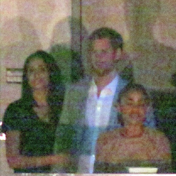 Le prince Harry et Meghan Markle devant le show de Bruce Springsteen lors de la cérémonie de clôture des Invictus Games à Toronto au Canada le 30 septembre 2017.