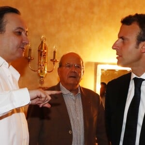 Exclusif - Le président de la République française Emmanuel Macron, Marc Ladreit de Lacharrière et Michel Fau - Représentation de la pièce de théâtre "Le Tartuffe" au théâtre de la porte Saint-Martin à Paris, le 14 octobre 2017. © Sébastien Valiela/Bestimage