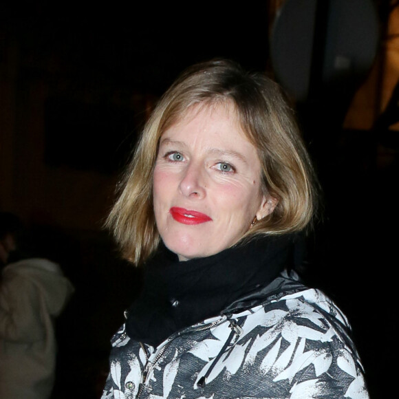 Semi Exclusif - Karin Viard à la sortie du défilé de mode prêt-à-porter Automne-Hiver 2017-2018 ''Paul & Joe'' à Paris le 7 mars 2017. © CVS / Veeren / Bestimage