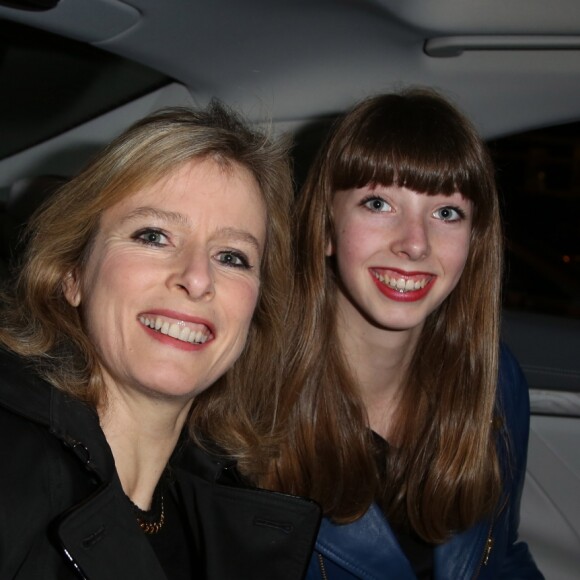 Karin Viard et sa fille Simone Machuel - Arrivées des people au défilé de mode, collection prêt-à-porter automne-hiver 2014/2015 "Paul & Joe" à Paris. Le 4 mars 2014