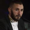 Karim Benzema annonce, lors d'une conférence de presse au stade Santiago Bernabeu, la prolongation de son contrat au club Real Madrid. Le 21 septembre 2017.