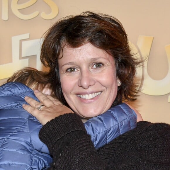 Exclusif - Carole Rousseau et son fils Vittorio à la première du spectacle "Les Schtroumpfs" aux Folies Bergère à Paris, le 20 octobre 2016. © Pierre Perusseau/Bestimage