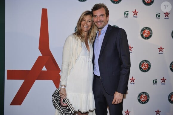 Julien Benneteau et sa femme Karen (enceinte) - Soirée des joueurs à la Tour Eiffel lors du tournoi de tennis de Roland Garros à Paris. Le 22 mai 2015