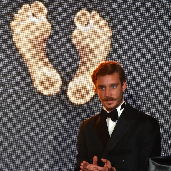 Pierre Casiraghi a remis à Iker Casillas le Golden Foot Award 2017 le 7 novembre 2017 à l'hôtel Mériden à Monaco. © Bruno Bebert/Bestimage
