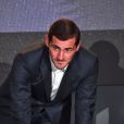 Iker Casillas laisse ses empreintes lors de la 15e édition du Golden Foot Hublot Award, qu'il a reçu le 7 novembre 2017 à l'hôtel Mériden à Monaco. © Bruno Bebert/Bestimage