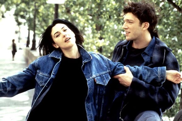 Monica Bellucci et Vincent Cassel dans L'Appartement en 1996