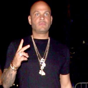 Exclusif - Stephen Belafonte quitte le Staples Center après le match des Lakers à Los Angeles le 19 octobre 2017.