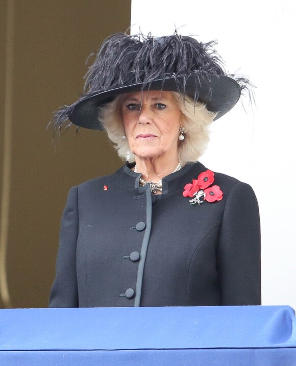 Camilla Parker Bowles à Londres le 12 novembre 2017 pour le Dimanche du Souvenir, commémoration sur le Cénotaphe de Whitehall des soldats tombés au champ d'honneur lors des deux Guerres mondiales.
