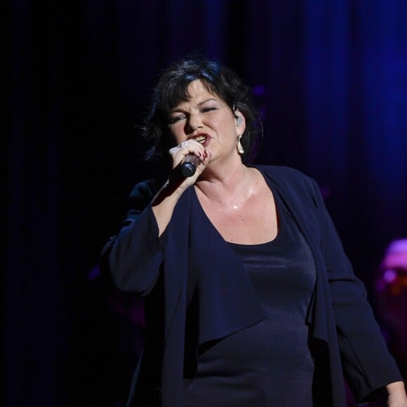 Concert de Maurane aux Folies Bergères à Paris. Le 19 mai 2015