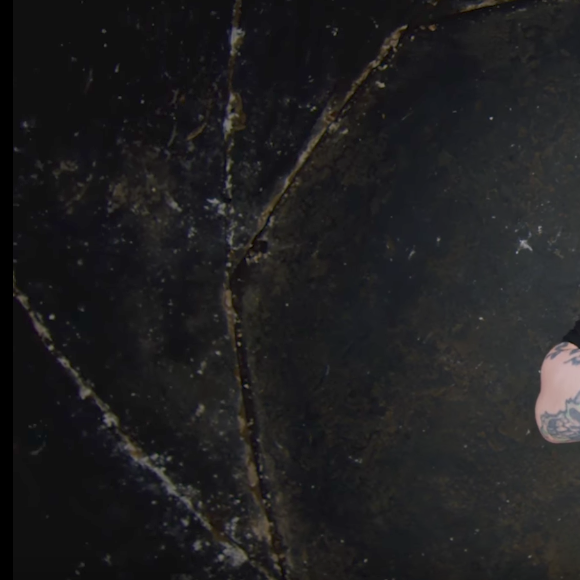 Johnny Depp dans le dernier clip de Marilyn Manson "KILL4ME"