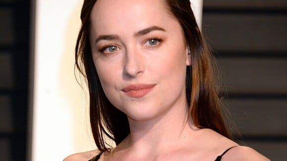 Dakota Johnson (Fifty Shades) en couple avec Chris Martin ? On dirait bien...