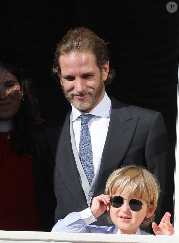 Andrea Casiraghi, Tatiana Casiraghi (Tatiana Santa Domingo) et leur fils Sacha Casiraghi - La famille princière de Monaco au balcon du palais lors de la fête nationale monégasque, à Monaco, le 19 novembre 2017. © Dominique Jacovides/Bestiumage