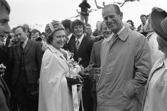La reine Elizabeth II et le duc d'Edimbourg en juin 1978 sur l'île de Sark.