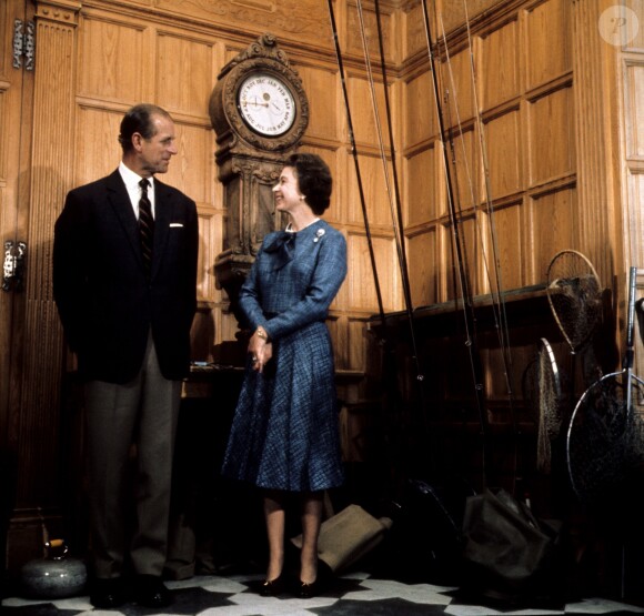 La reine Elizabeth II et le duc d'Edimbourg en septembre 1976 au château de Balmoral.