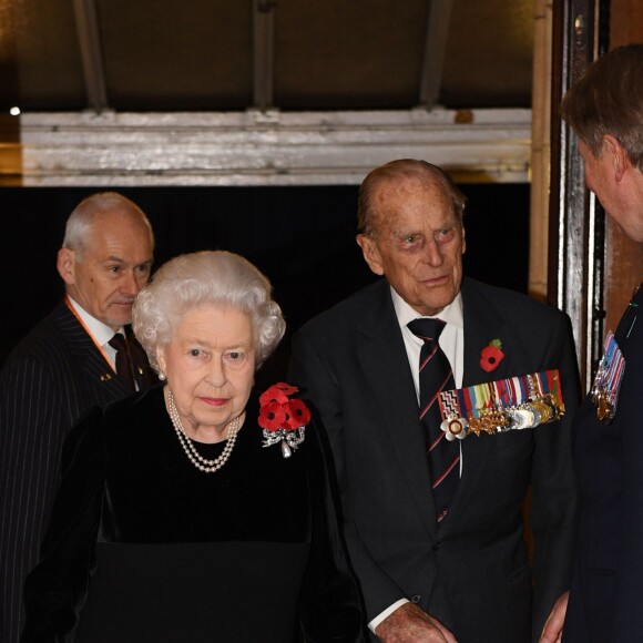 La reine Elizabeth II d'Angleterre et le prince Philip, duc d'Edimbourg, lors du Festival of Remembrance à Londres, le 11 novembre 2017.