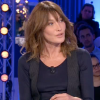 Carla Bruni sur le plateau d'"On n'est pas couché" sur France 2. Le 18 novembre 2017.