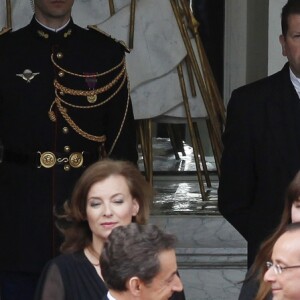 Archives - François Hollande, Nicolas Sarkozy, Valérie Trierweiler, Carla Bruni-Sarkozy -  Cérémonie de passation de pouvoir à l'Elysée. Le 15 mai 2012.