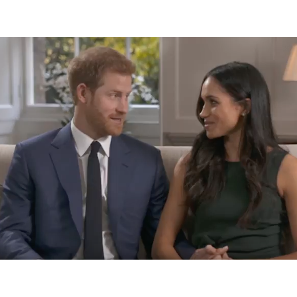 Le prince Harry et Meghan Markle lors de l'interview accordée le jour de l'annonce de leurs fiançailles, le 27 novembre 2017, à Mishal Husain de BBC.