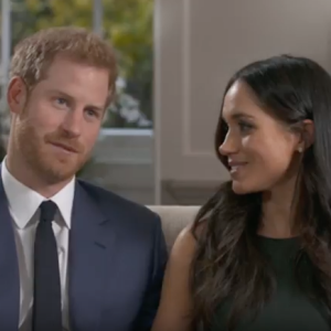 Le prince Harry et Meghan Markle lors de l'interview accordée le jour de l'annonce de leurs fiançailles, le 27 novembre 2017, à Mishal Husain de BBC.