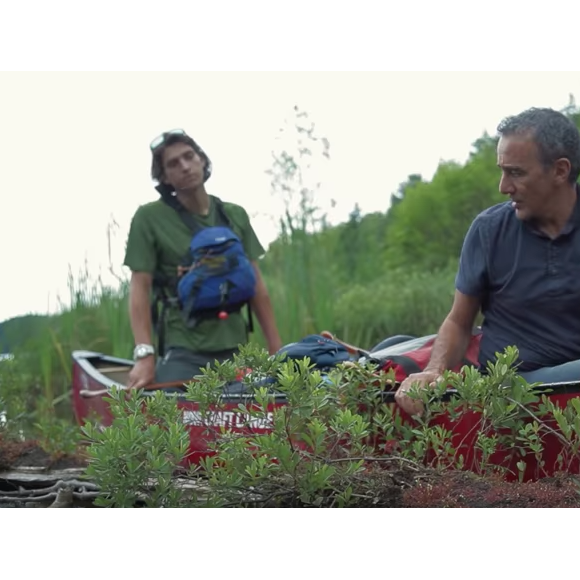 Elie Semoun dans l'épisode 3 de son voyage en Ontario avec Canada Diem, à la découverte du Parc Algonquin dans la région des grands lacs.