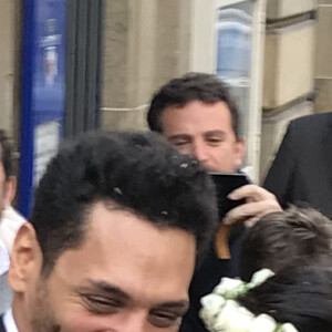 Exclusif - Mariage de Sandra de Matteis (en robe Dior) et Tomer Sisley à la Mairie du 8ème arrondissement de Paris, en présence de leurs enfants respectifs, Levin, Liv et Dino, de leurs familles et de leurs amis. Le 25 novembre 2017