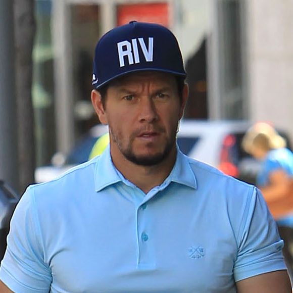Mark Wahlberg se promène à Los Angeles, le 18 octobre 2017.