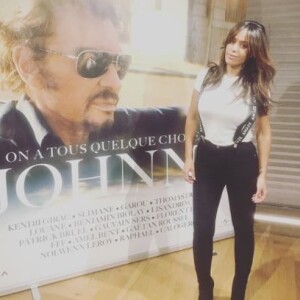 Amel Bent participe à l'album de reprises consacré à Johnny Hallyday, "On a tous quelque chose de Johnny".