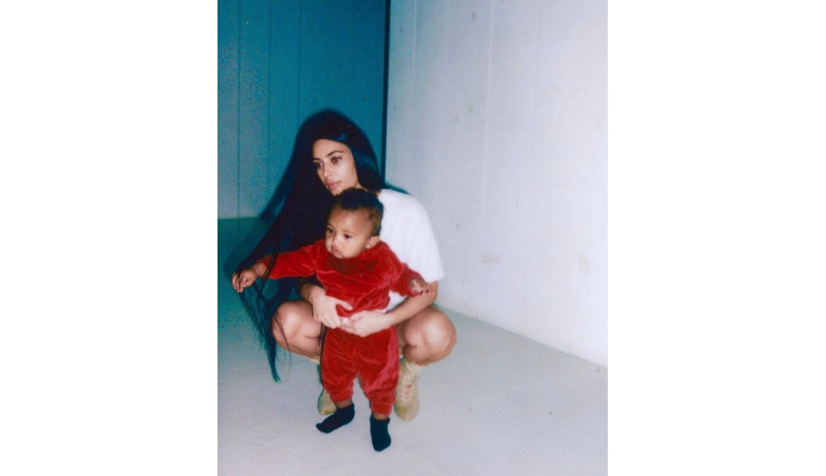 Photo Saint West Et Sa Mère Kim Kardashian Sur Une Photo Publiée Le 4 Janvier 2017 Purepeople