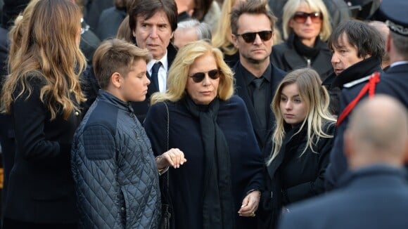 Johnny Hallyday enterré à Saint-Barthélemy, Sylvie Vartan se dit "triste"