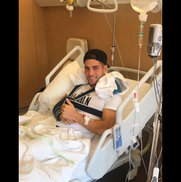 Luca Zidane, opéré de l'épaule à Lyon, s'affiche tout sourire sur Instagram le 1er novembre 2017.