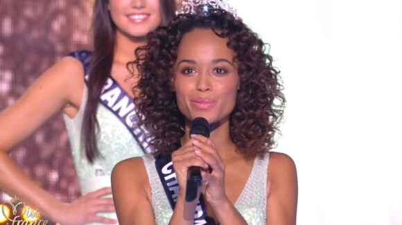 Miss Champagne-Ardenne : Safiatou Guinot demi-finaliste - Concours Miss France 2018. Sur TF1, le 16 décembre 2017.