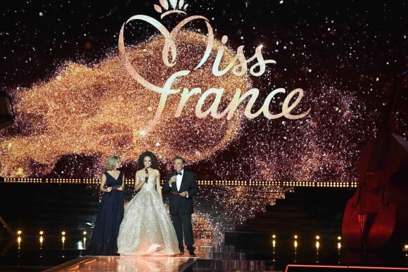 Sylvie Tellier, Alicia Aylies et Jean-Pierre Foucault - Concours Miss France 2018. Sur TF1, le 16 décembre 2017.