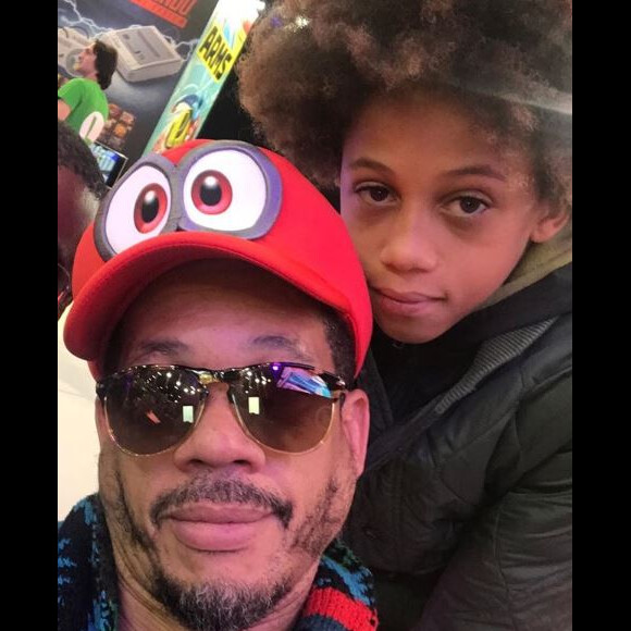 JoeyStarr avec son fils Kalil sur Instagram, le 31 octobre 2017.