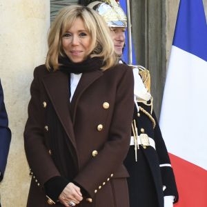 Brigitte Macron - Les chefs de la délégation et les principaux partenaires du "One Planet Summit" reçus au palais de l'Elysée par le président de la République française à Paris. Le 12 décembre 2017 © Pierre Perusseau / Bestimage