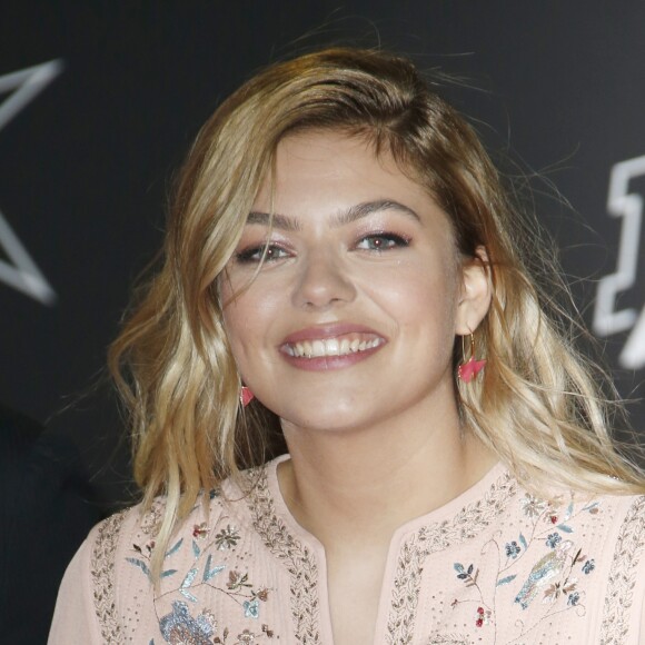 Louane Emera - 19e édition des NRJ Music Awards à Cannes le 4 novembre 2017. © Christophe Aubert via Bestimage